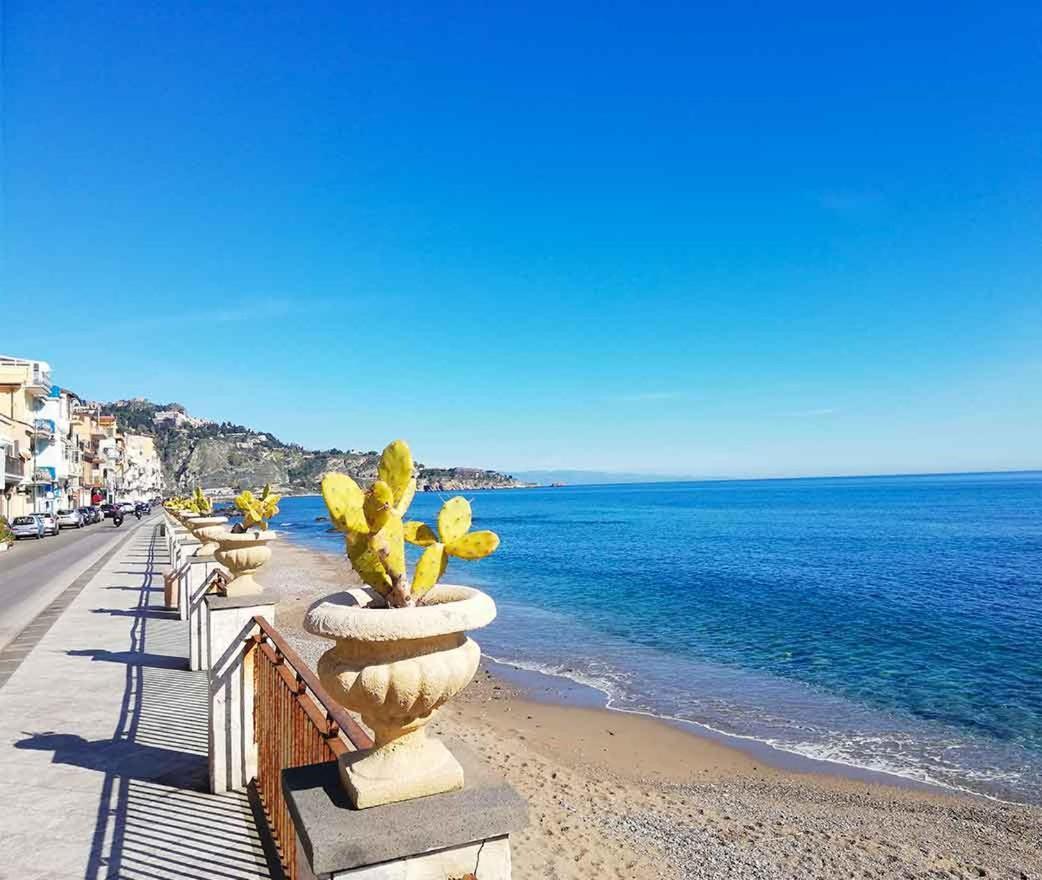 Appartamento Da Nella Giardini-Naxos Zewnętrze zdjęcie